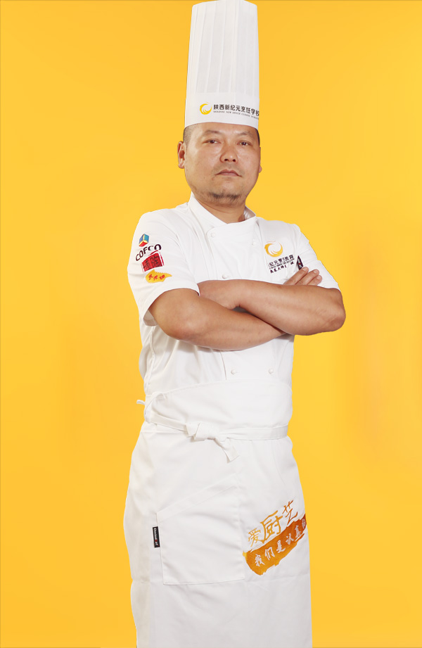 陈波,陈波,热菜,大师,擅长,雕刻,花拼,获奖情况,2009