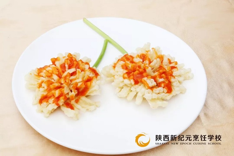 陕西新纪元烹饪大赛热菜海选赛,上演一"厨"好戏