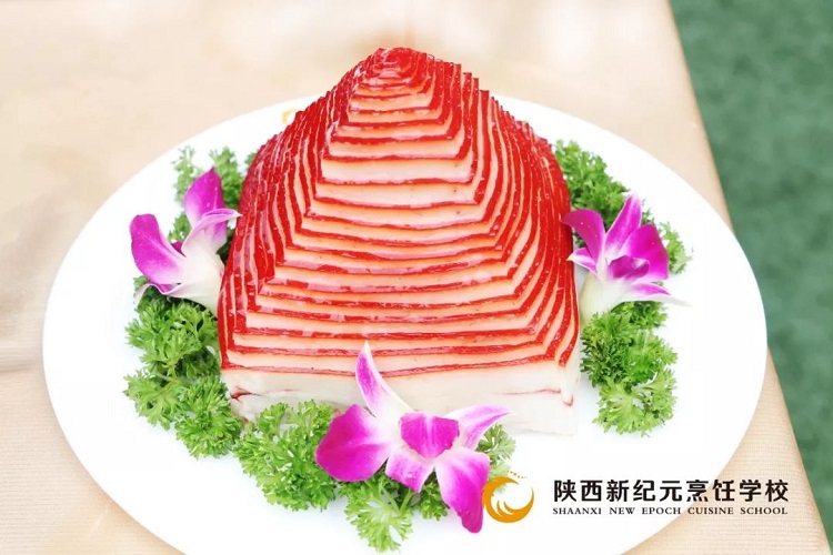 陕西新纪元烹饪大赛热菜海选赛,上演一"厨"好戏