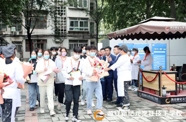 新纪元,志愿者,学子,圆满完成,十四,运会,服务,保障工作,